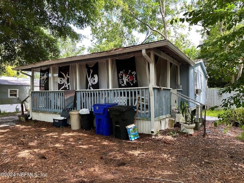 Property Photo:  1089 W 15th Street  FL 32084 