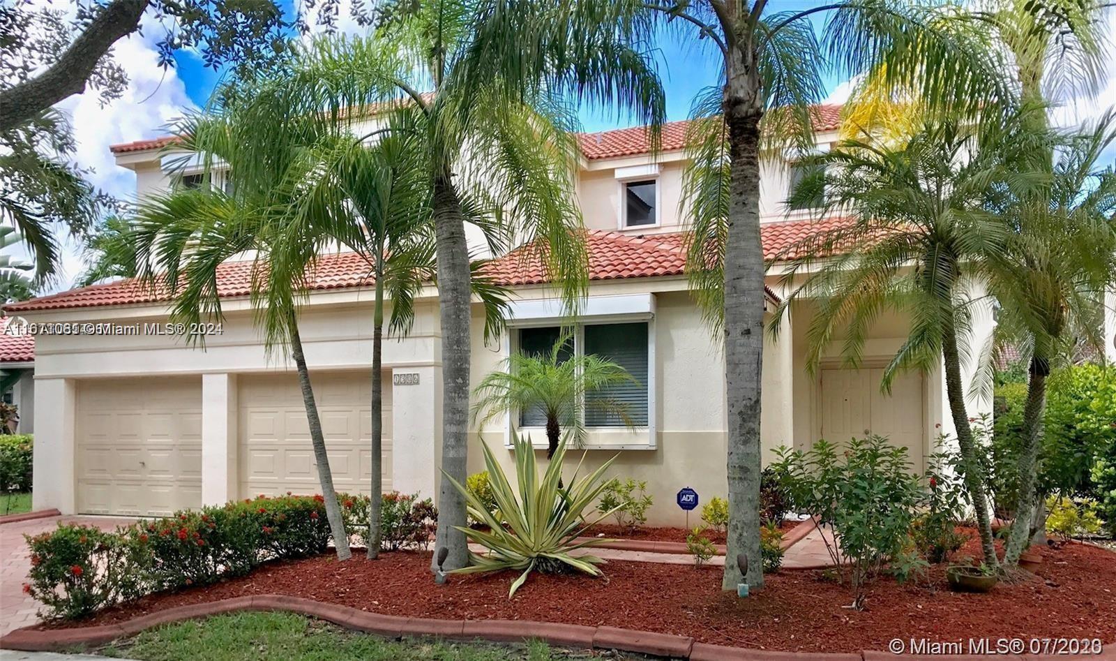 Property Photo: 1306 Camellia Cir 1306 FL 33326