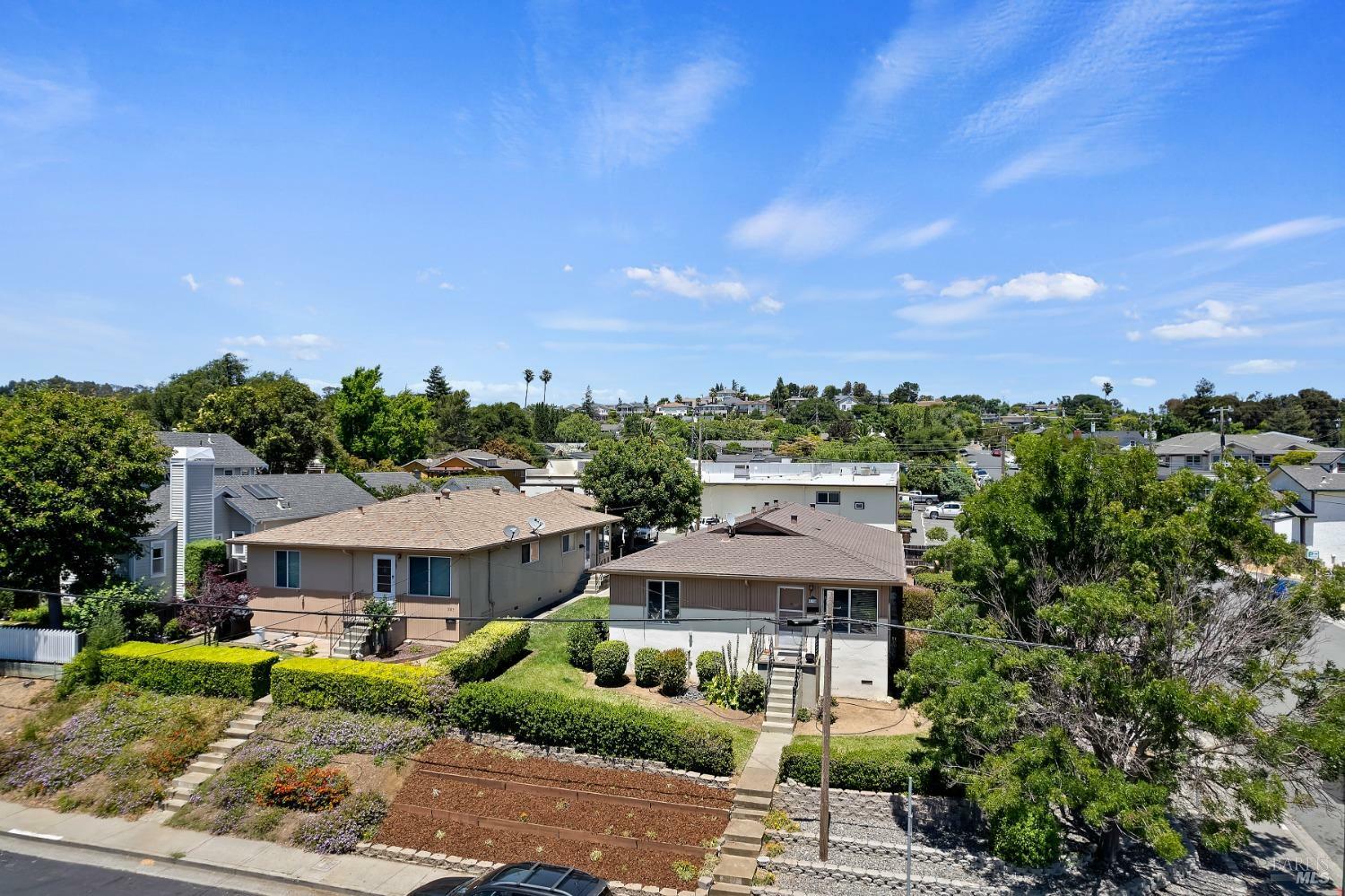 Property Photo:  385 E L Street  CA 94510 