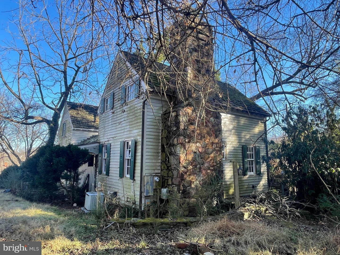 Property Photo:  16208 &Amp 16210 Lee Highway  VA 20155 