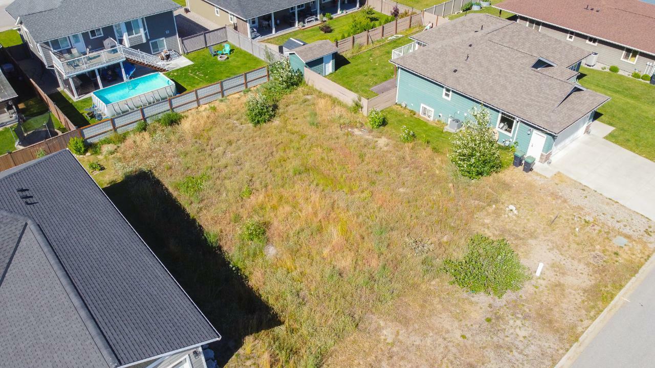 Photo de la propriété:  1521 Grandview Drive  BC V1N 4X7 