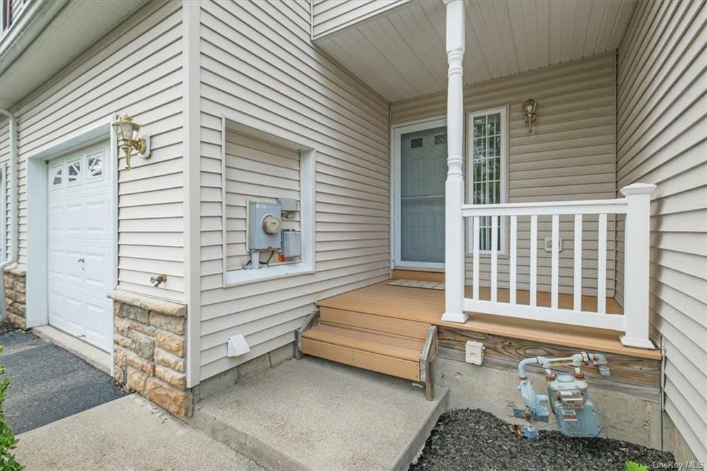 Property Photo:  4905 Ridgecrest Drive  NY 12590 