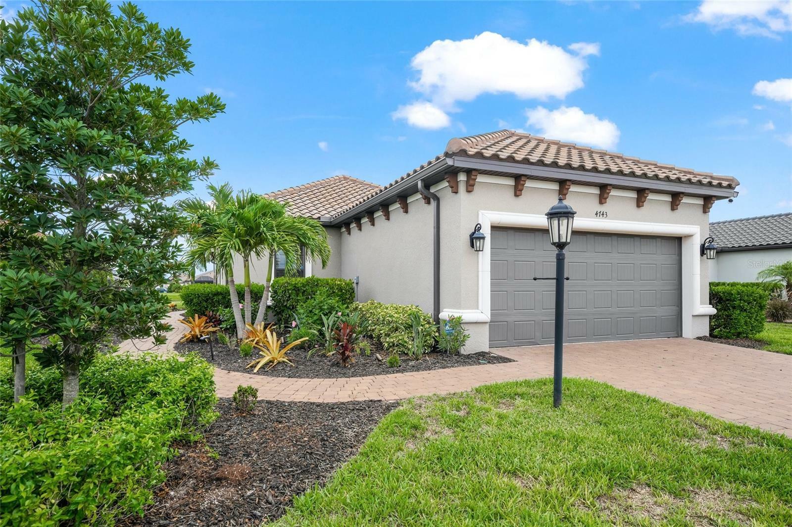 Property Photo:  4743 Motta Court  FL 34211 