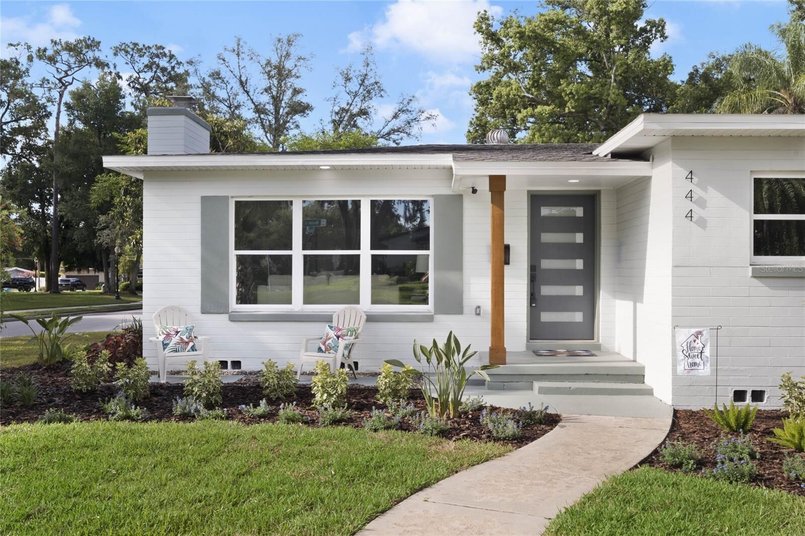 Property Photo:  444 E Muriel Street  FL 32806 