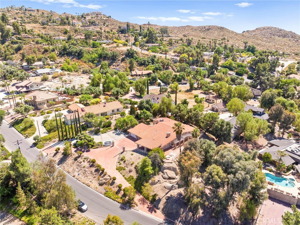 Property Photo:  27445 Big Springs Ranch Road  CA 92544 