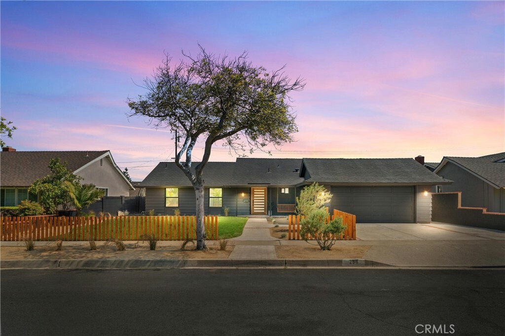 Property Photo:  238 Juanita Way  CA 92870 