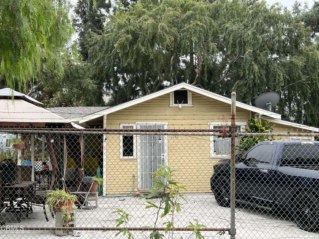 Property Photo:  3716 Fletcher Drive  CA 90065 