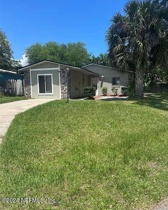 Property Photo:  201 Oak Lane  FL 32136 