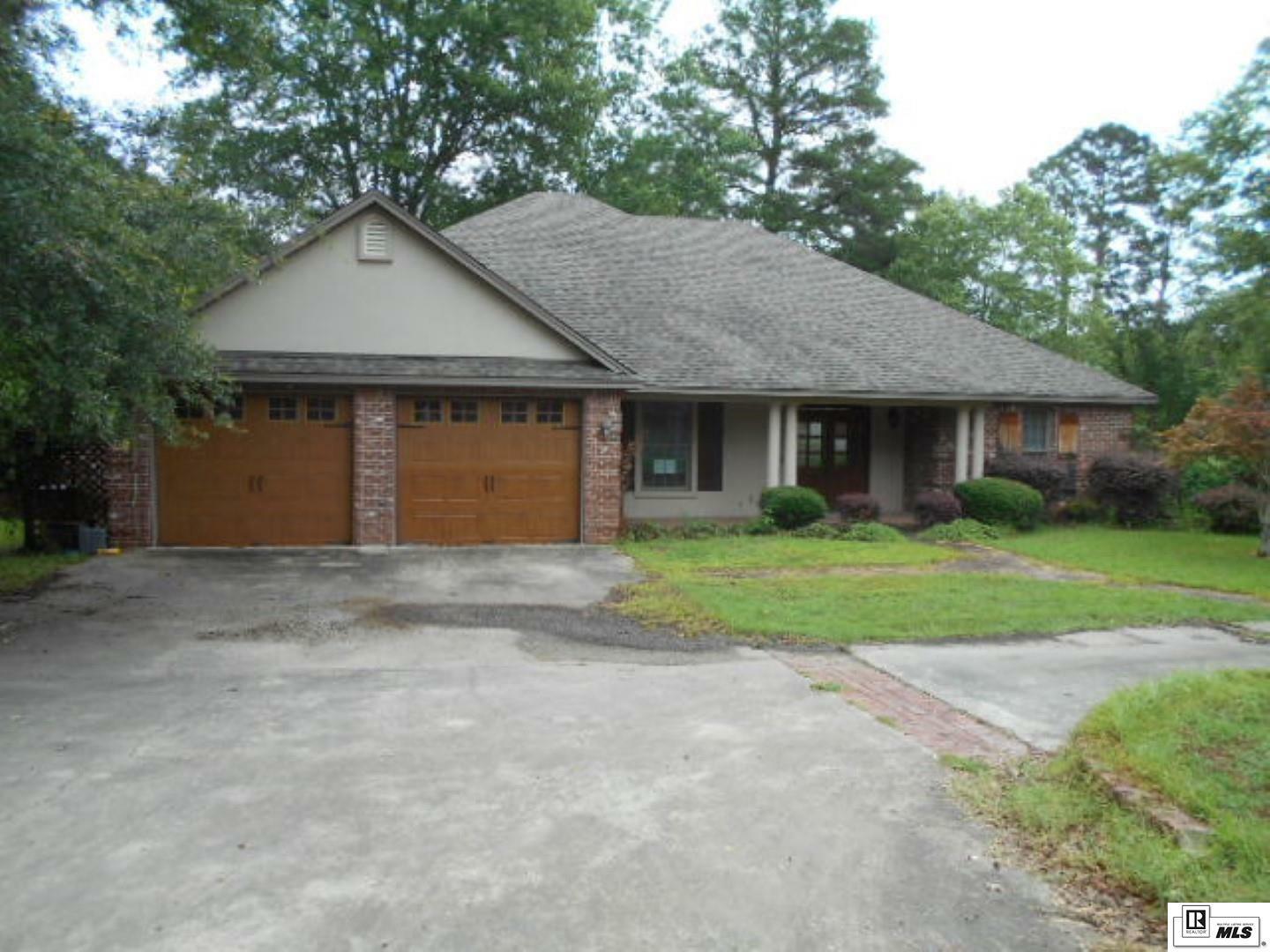 Property Photo:  434 Bayou Oaks Drive  LA 71203 