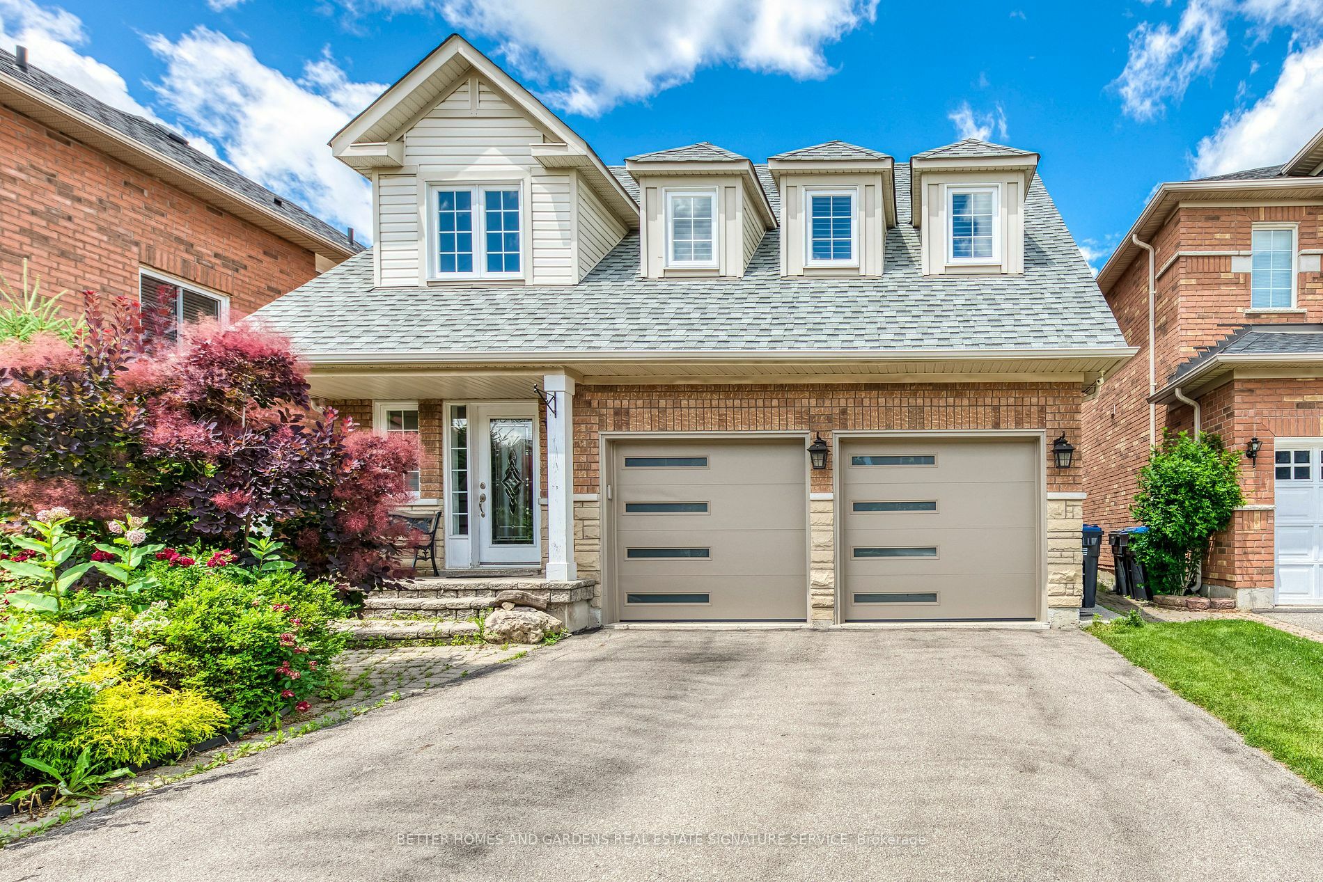 3751 Pearlstone Dr  Mississauga ON L5M 7H1 photo