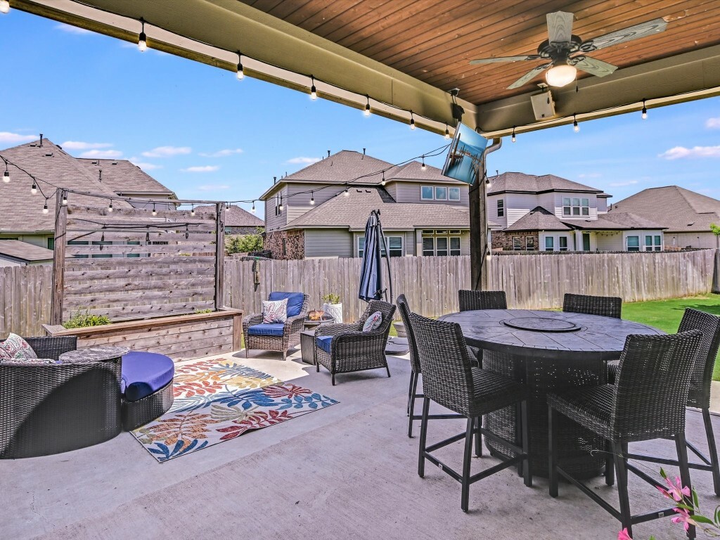 Property Photo:  5809 Antioch Cove  TX 78660 