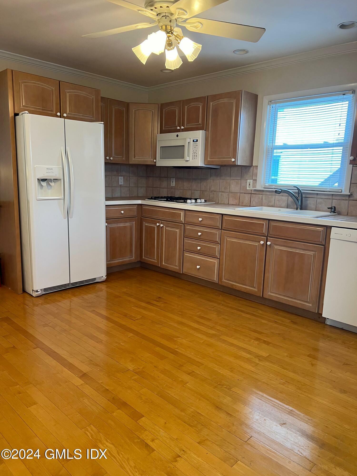 Property Photo:  12 Artic Street  CT 06830 