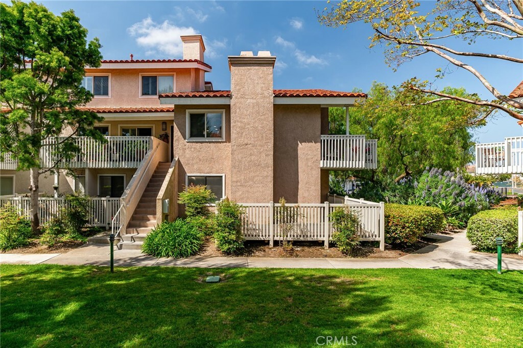 Property Photo: 19092 Shoreline Lane 7 CA 92648