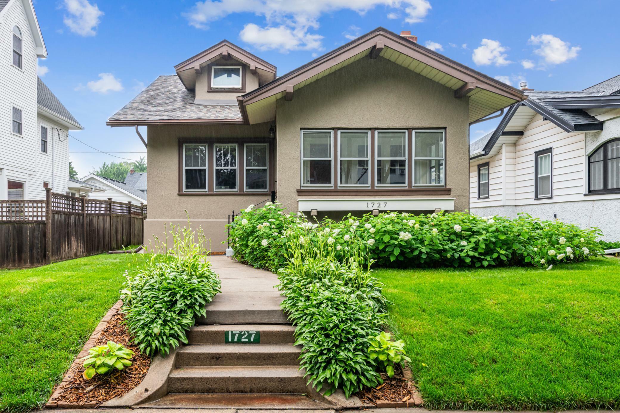 Property Photo:  1727 Juliet Avenue  MN 55105 