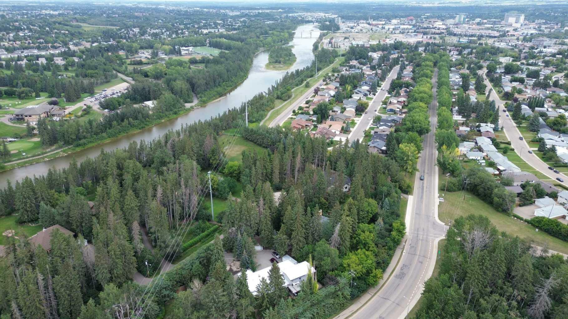 Photo de la propriété:  20 Cronquist Close  AB T4N 1E3 