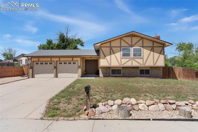 Property Photo: 830 Cardinal Street CO 80911