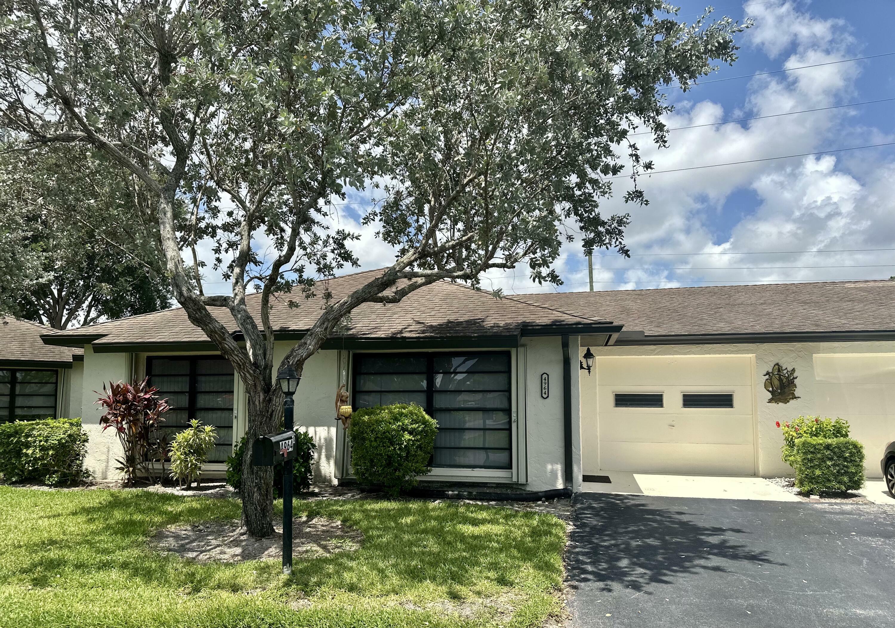 Property Photo:  4964 Eaglewood Road A  FL 33436 