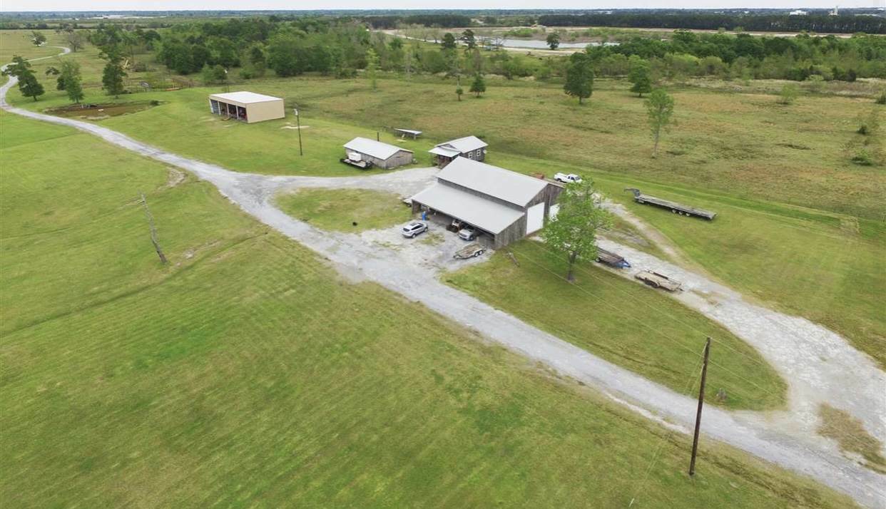 Property Photo: 6905 Fm 1006 TX 77630