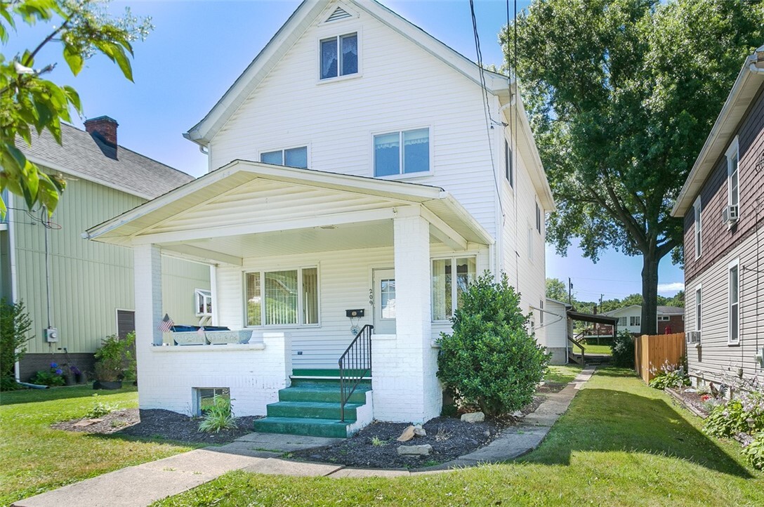 Property Photo:  209 N 6th Street  PA 15697 