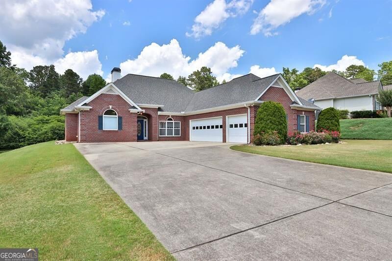 Property Photo: 4414 N Gate Drive GA 30506