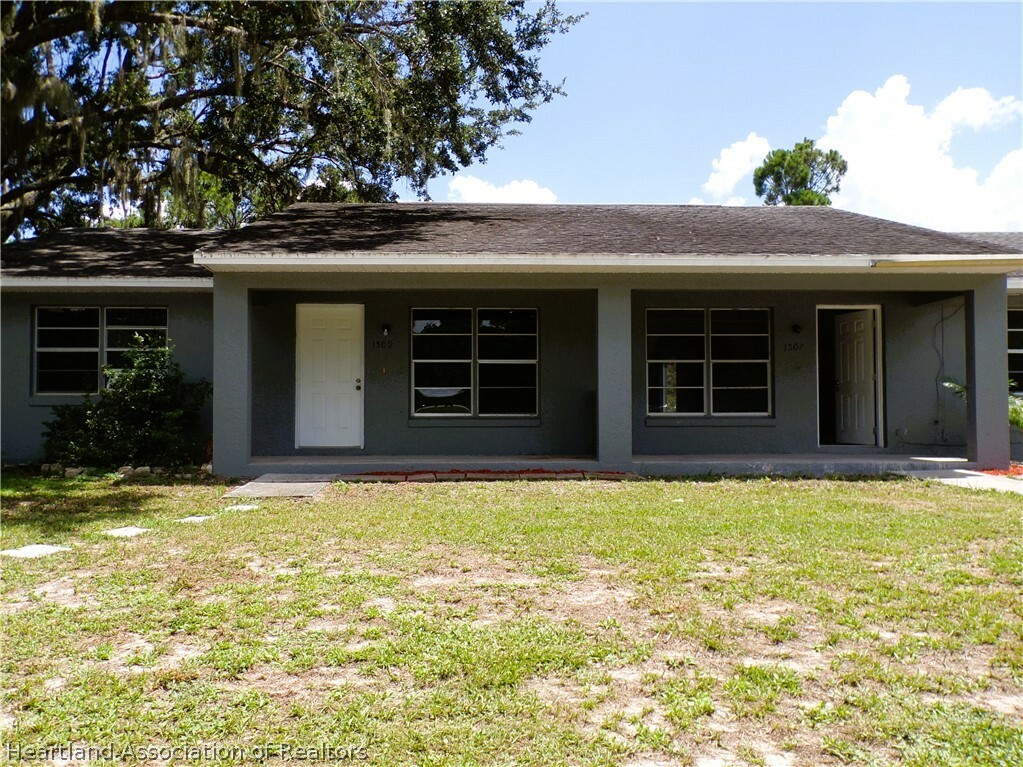 Property Photo:  1507 & 1509 Bassage Road  FL 33875 