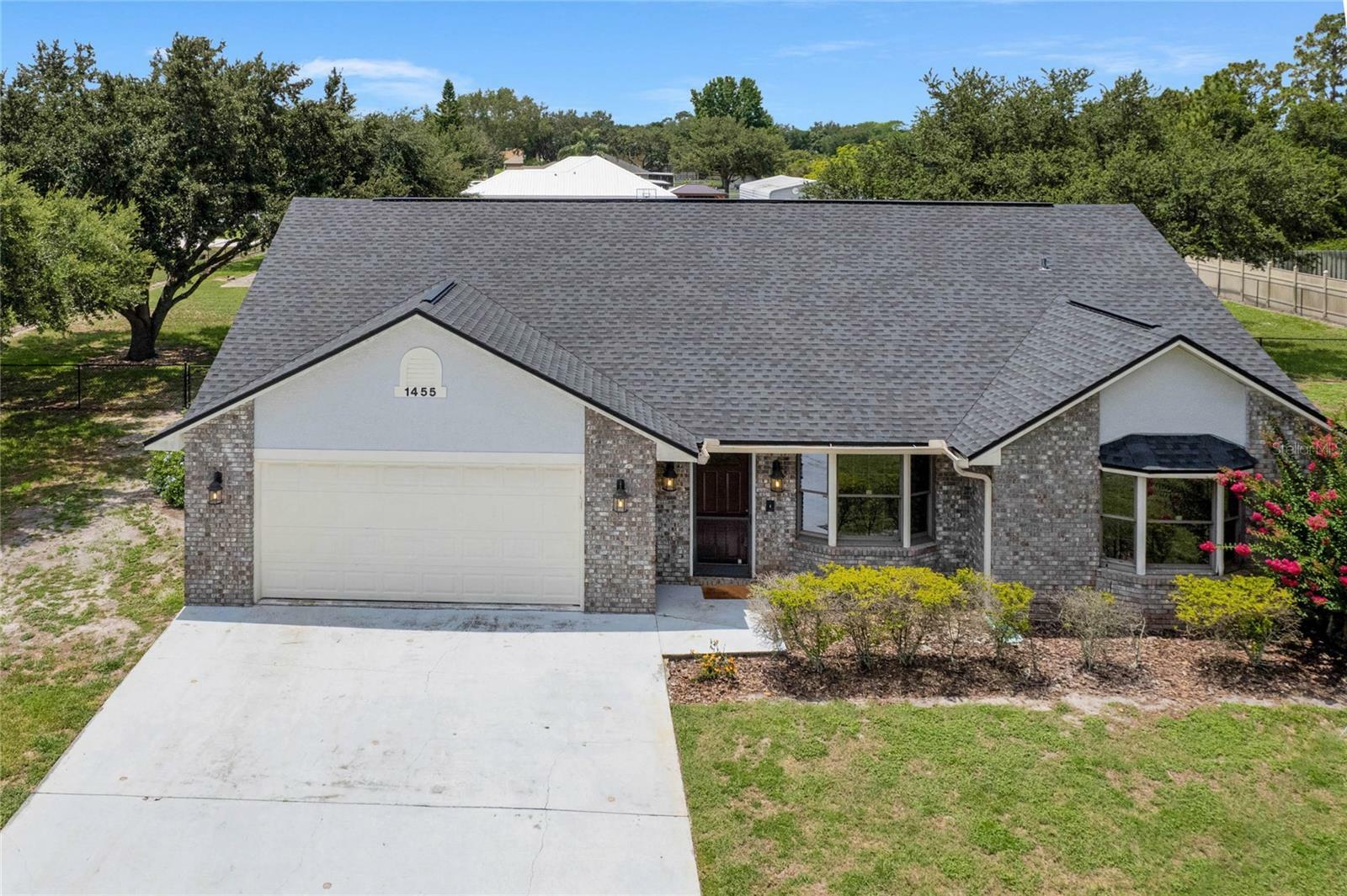 Property Photo:  1455 Englewood Drive  FL 34772 