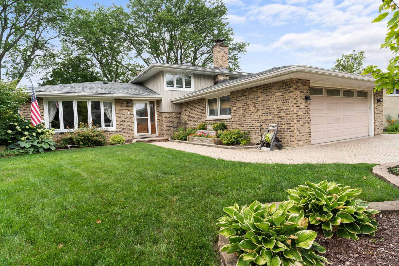 Property Photo: 10412 S Kathy Court IL 60465