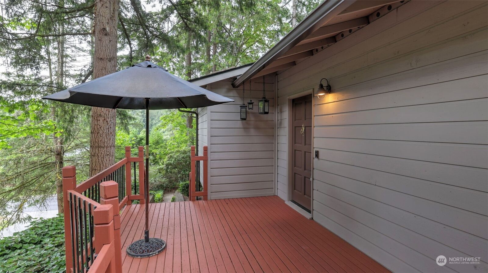 Property Photo:  3335 166th Place SE  WA 98008 