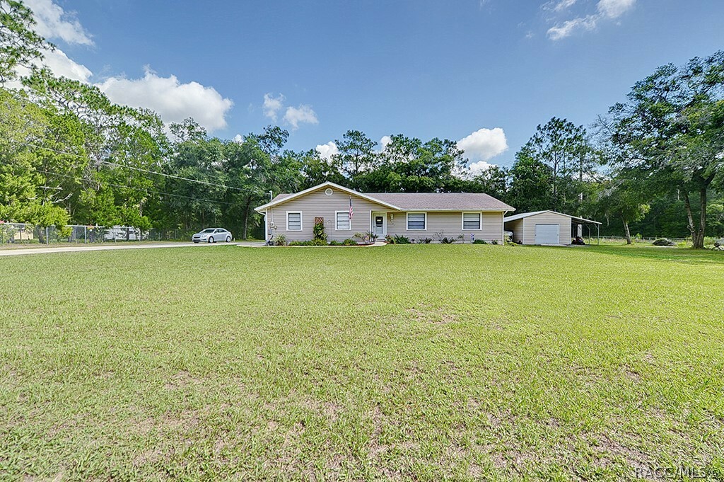 Property Photo:  6101 E Anna Jo Drive  FL 34452 