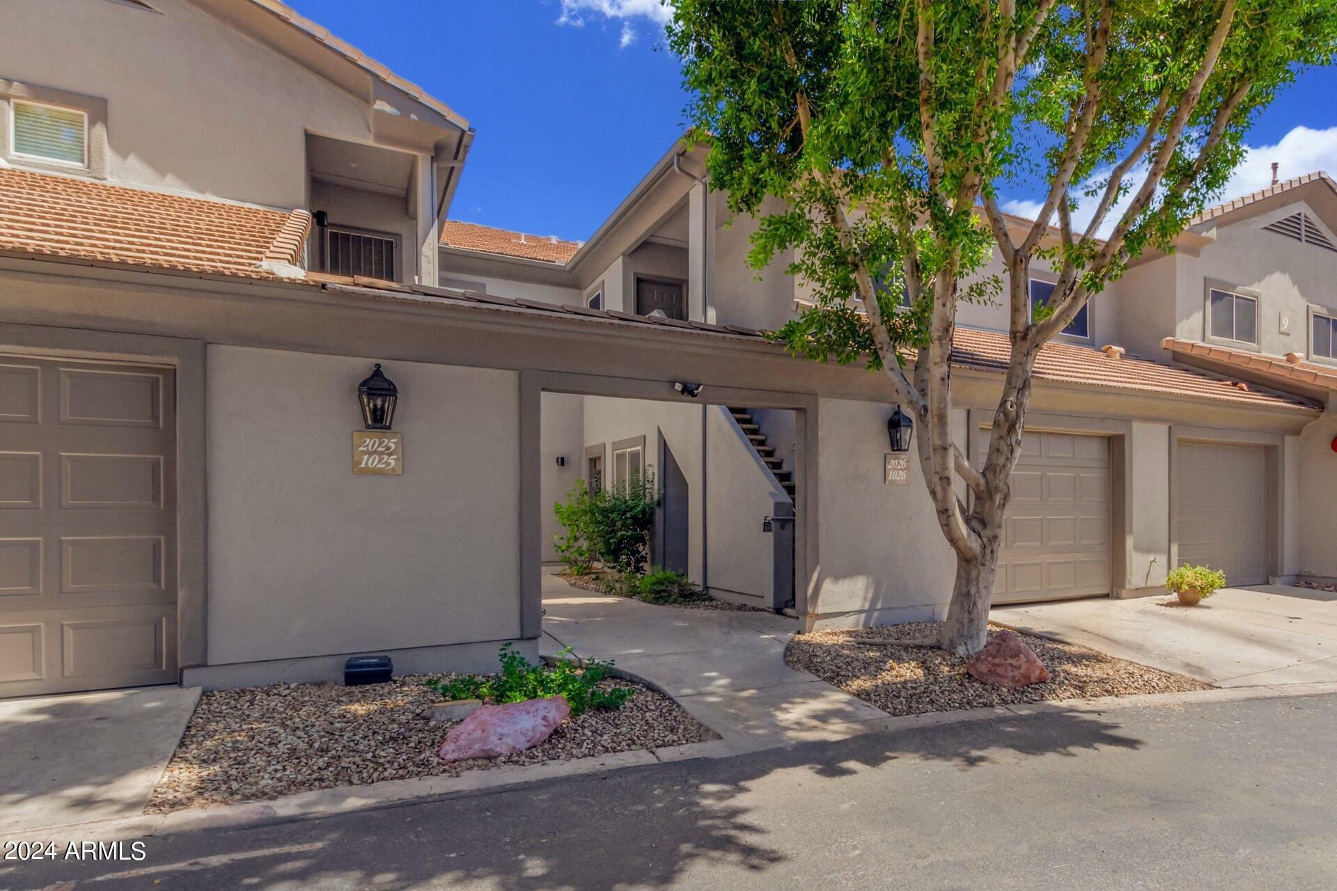 Property Photo:  7401 W Arrowhead Clubhouse Drive 1026  AZ 85308 