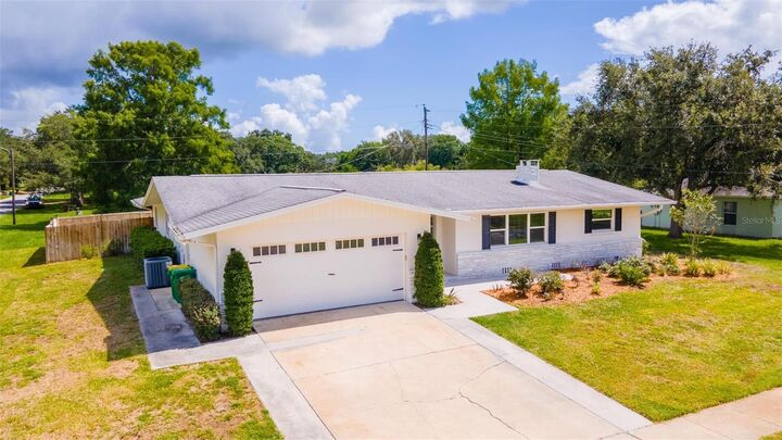 Property Photo: 4160 Sherwood Drive FL 32796