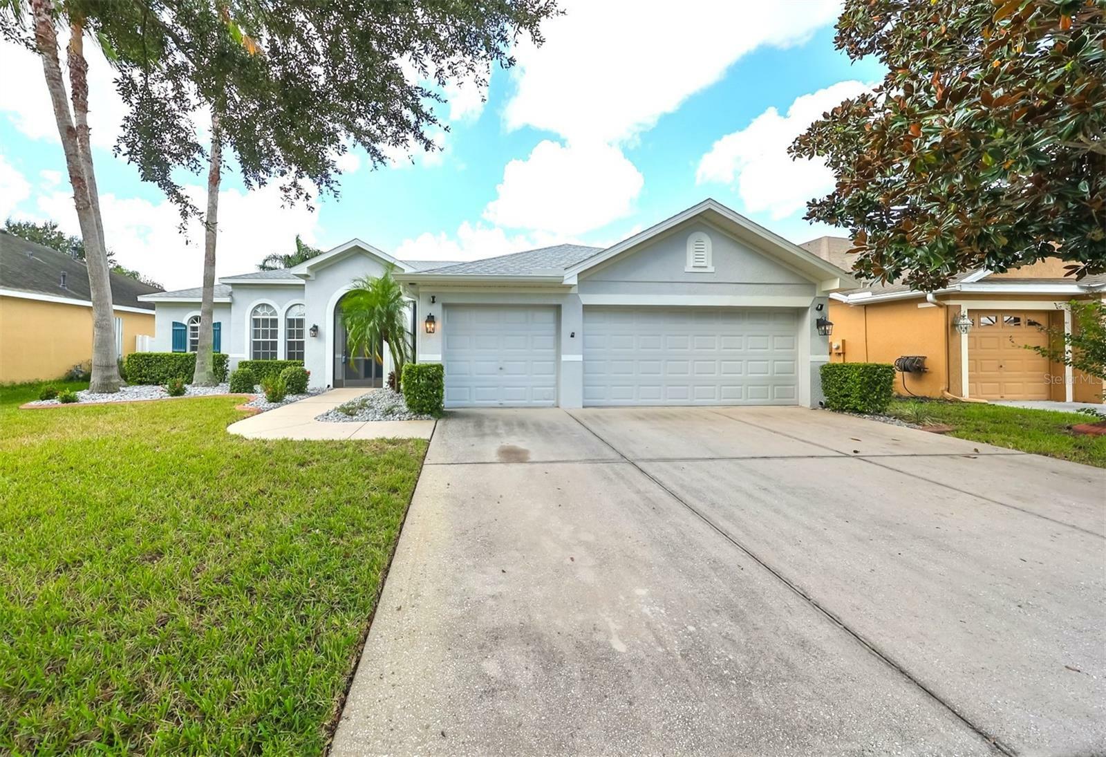 Property Photo:  12365 Silton Peace Drive  FL 33579 