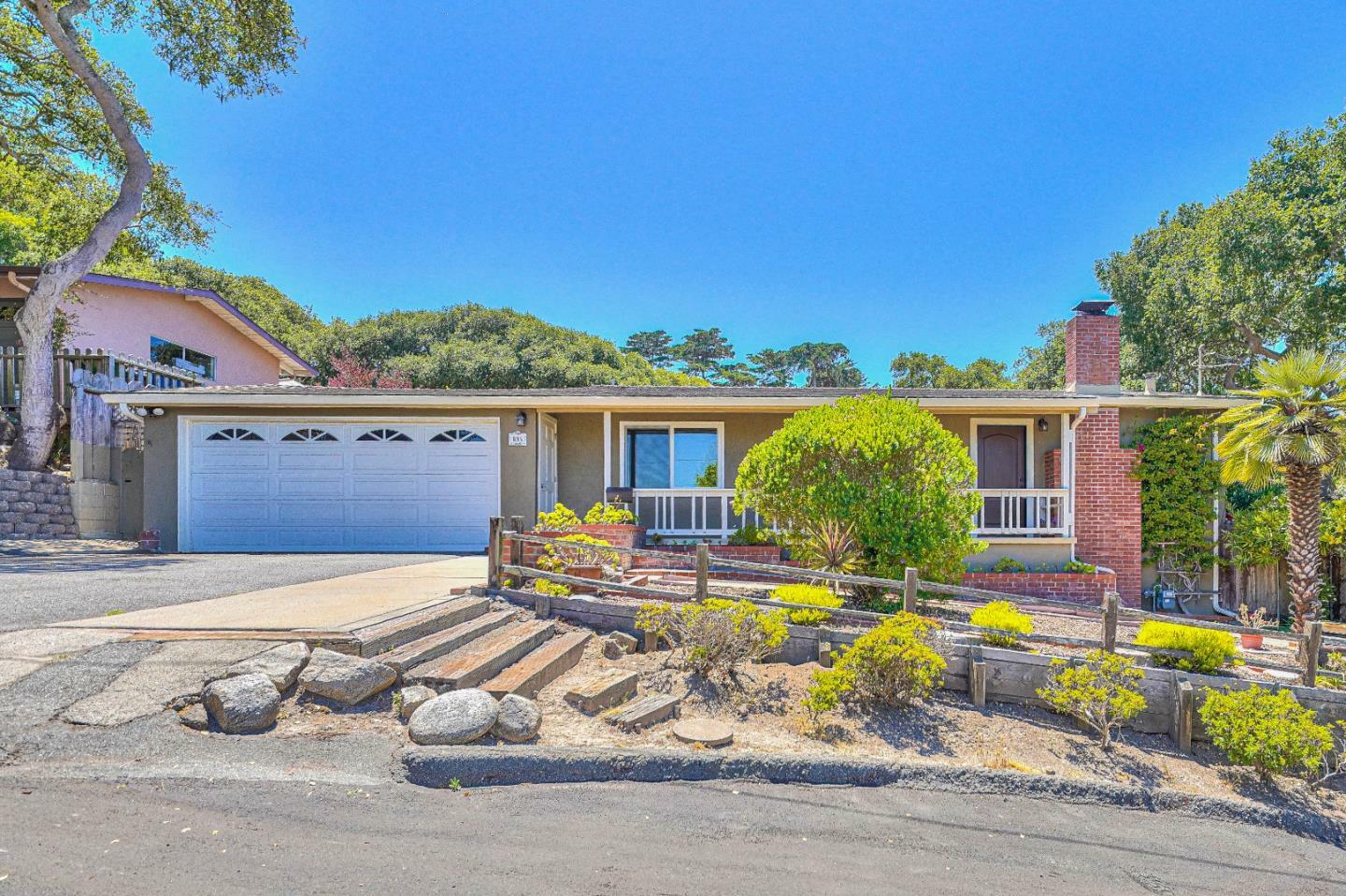 Property Photo:  895 Lobos Street  CA 93940 