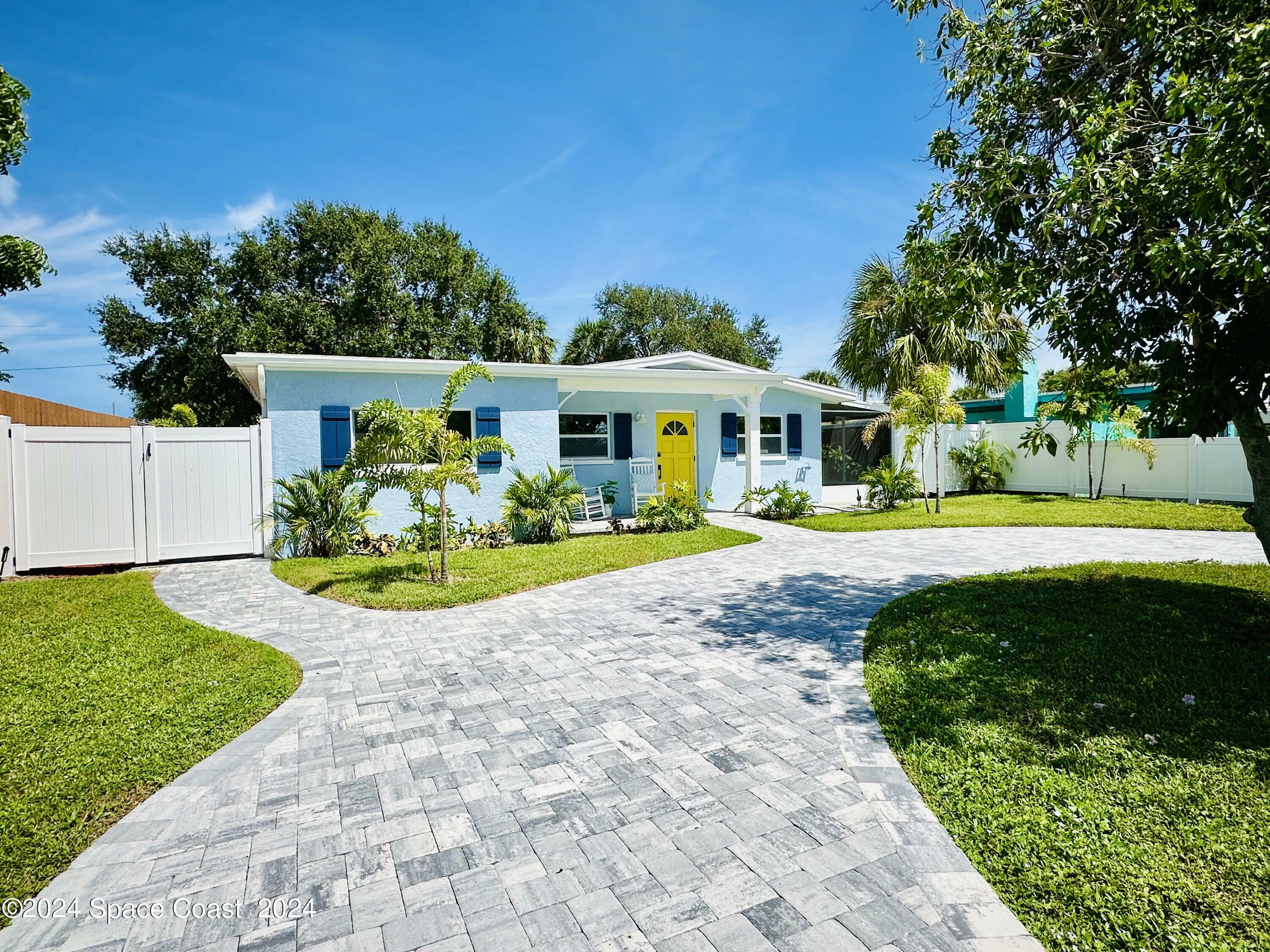 Property Photo:  134 Grant Avenue  FL 32931 