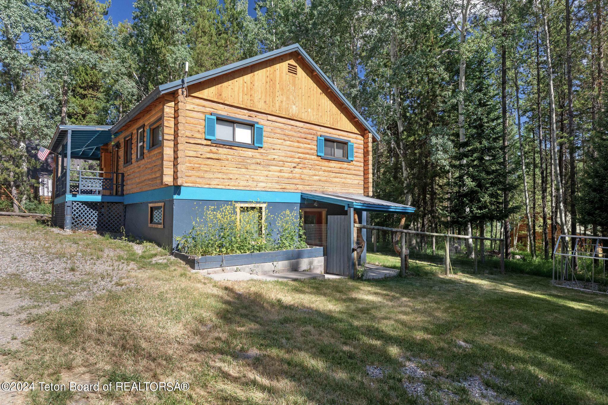 Property Photo:  704 Sunset Dr  WY 83128 