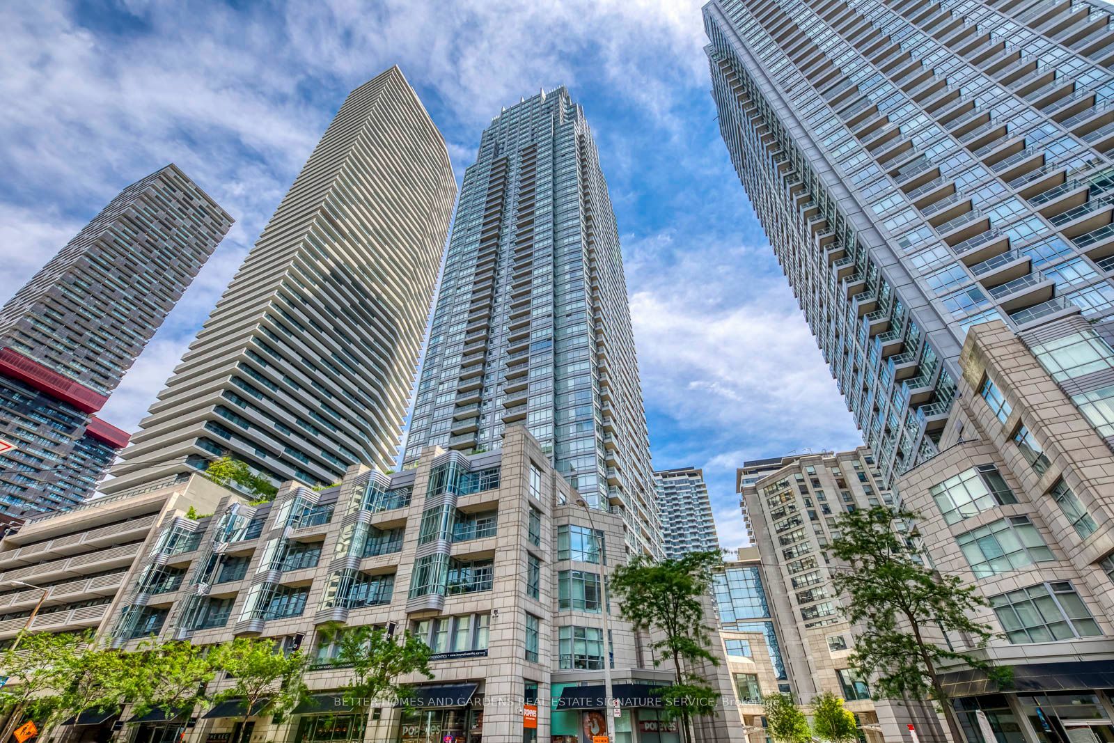 2191 Yonge St 1708  Toronto ON M4S 3H8 photo