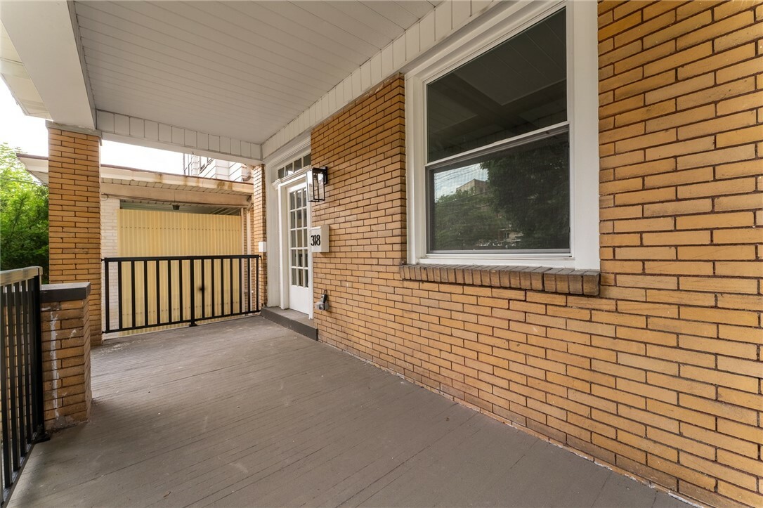 Property Photo:  318 Lavina Ave  PA 15216 