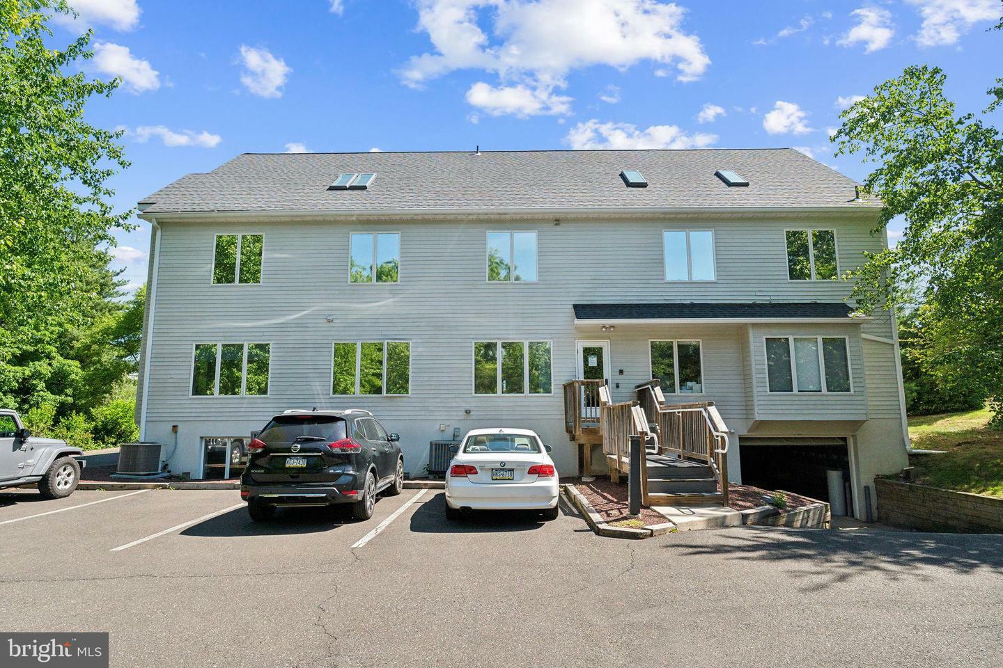 Property Photo:  904 Sumneytown Pike Unit 300  PA 19002 