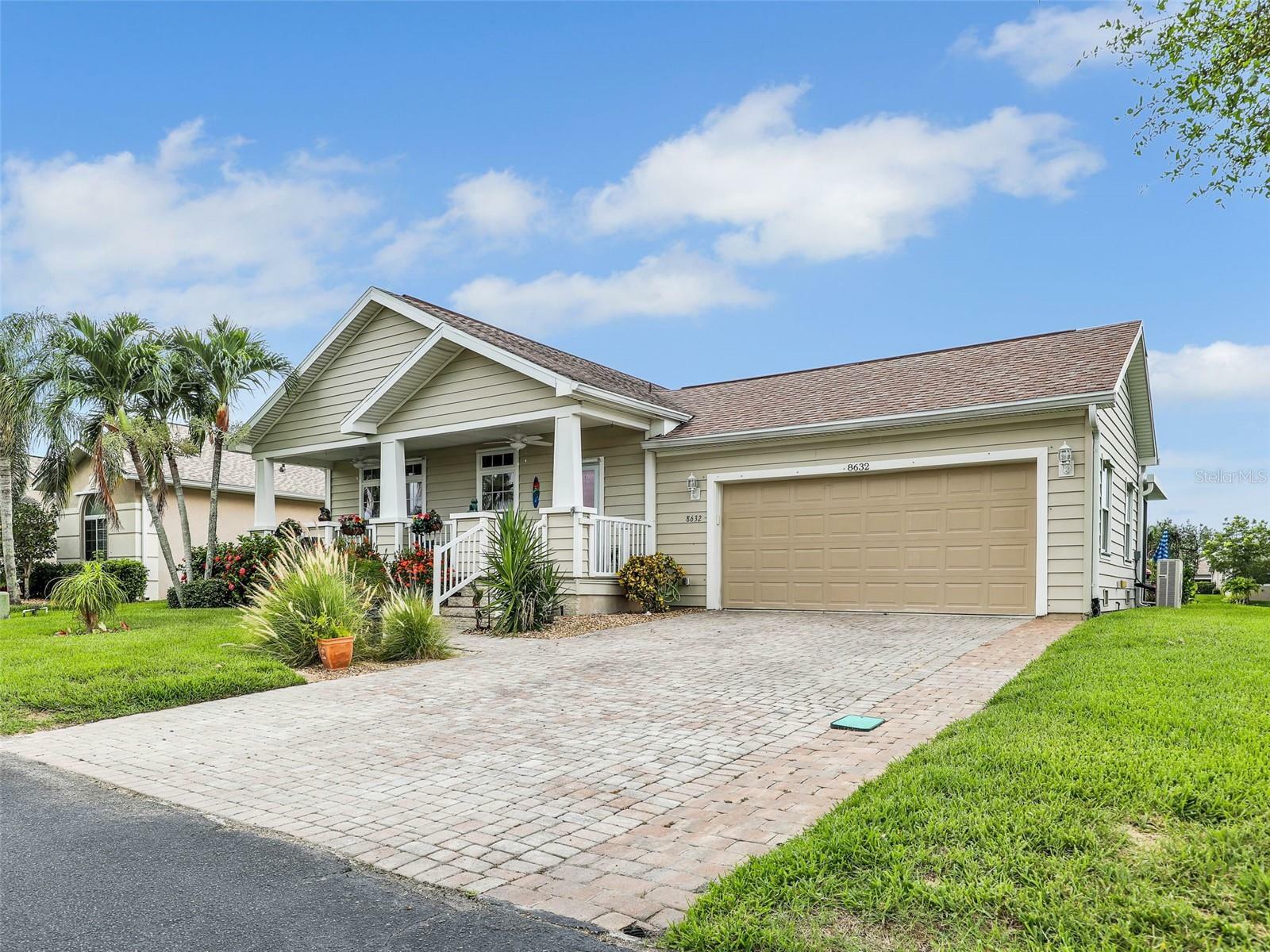 Property Photo:  8632 Lake Front Court  FL 33950 