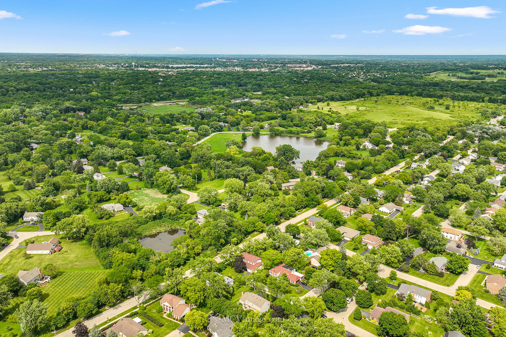 Property Photo:  992 Hampton Park  IL 60010 