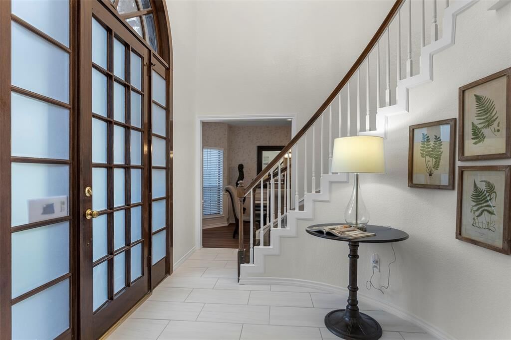 Property Photo: 2403 Wild Rose Court TX 76006