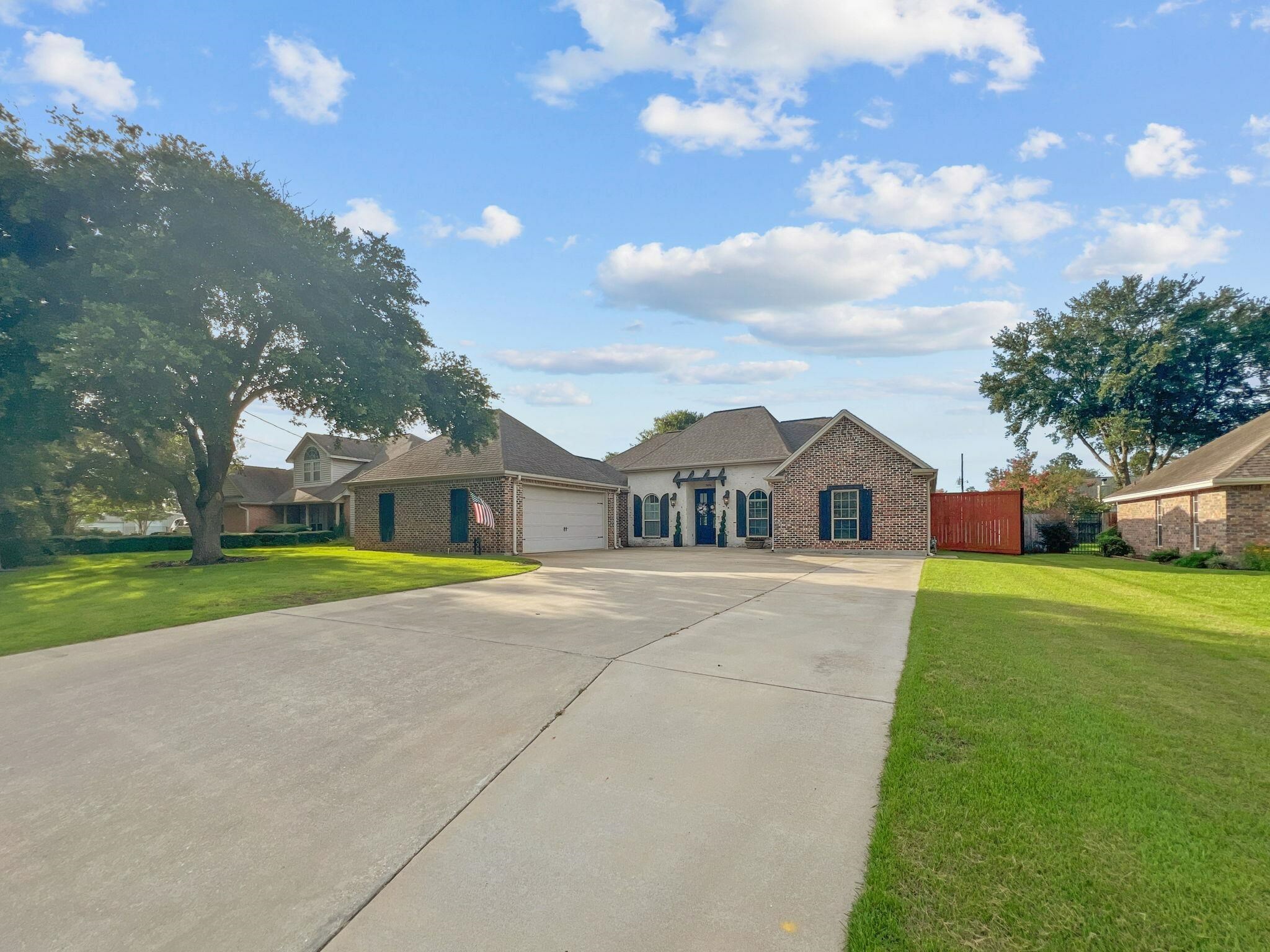 Property Photo:  7696 Clearview Lane  TX 77657 