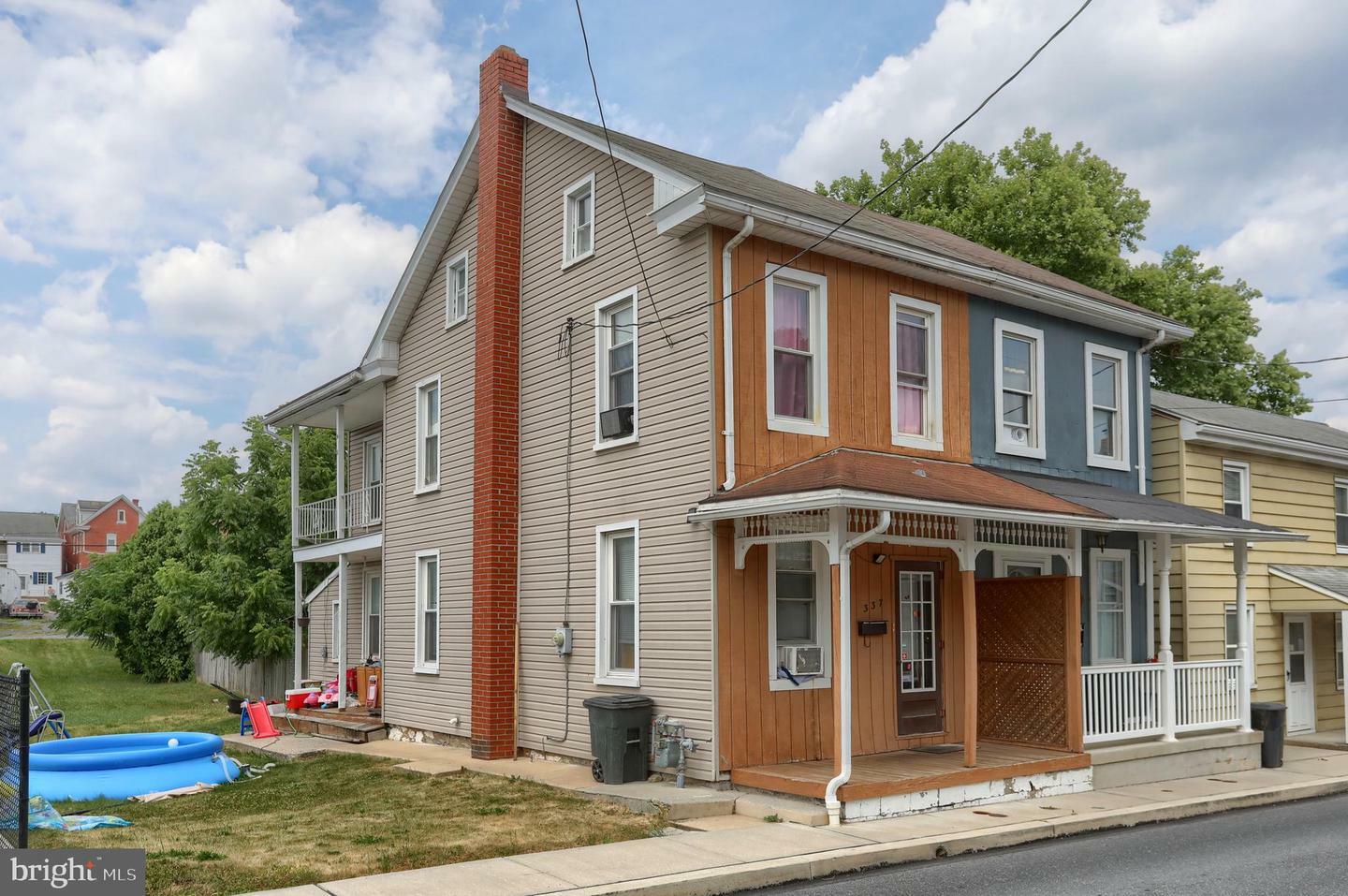 Property Photo:  337 W Queen Street  PA 17003 