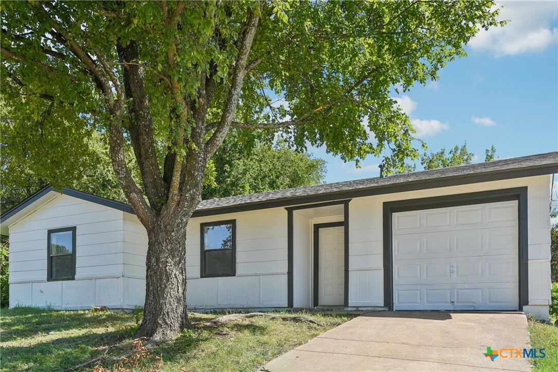 Property Photo:  510 Traci Drive  TX 76522 