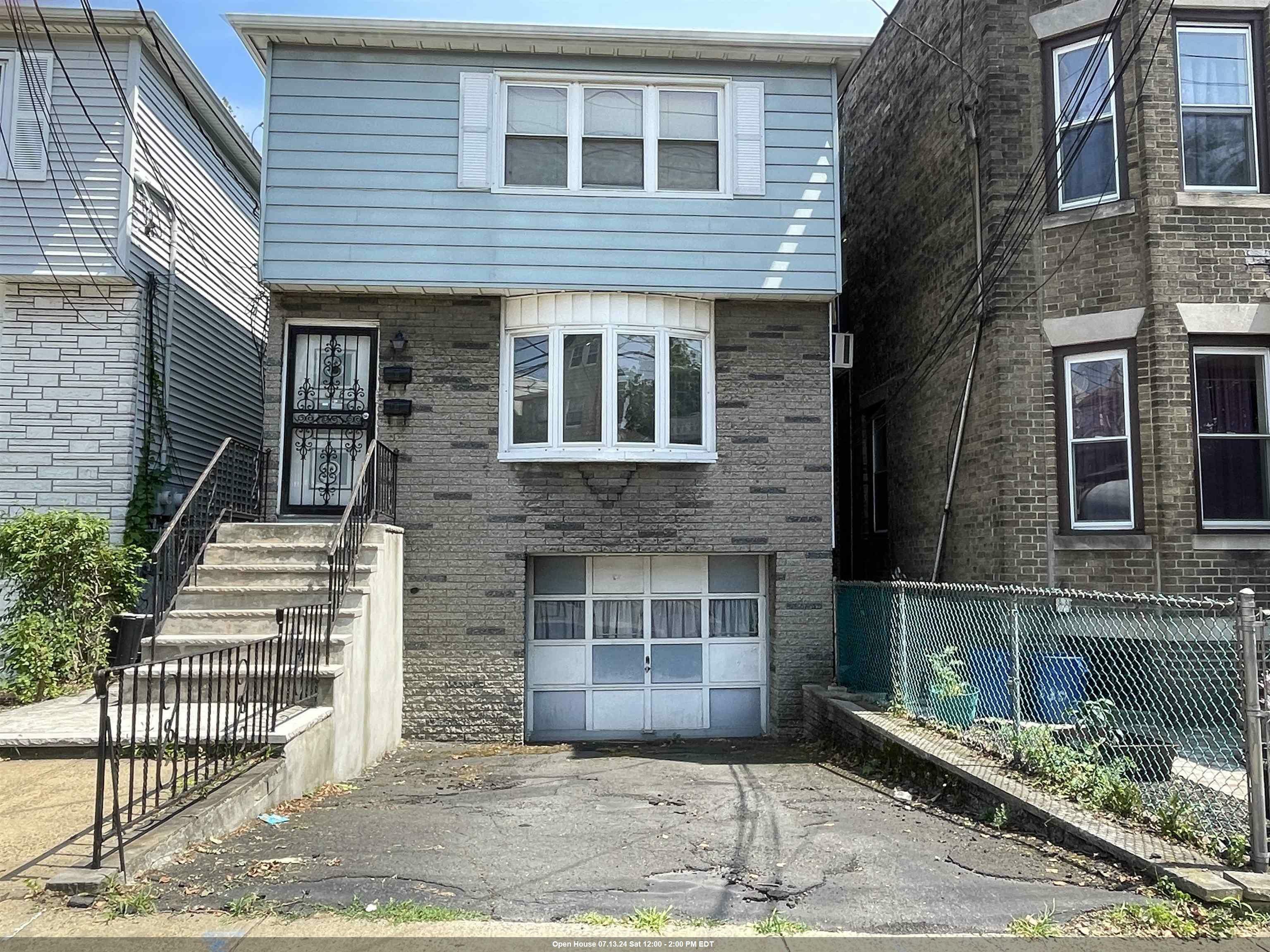 Property Photo:  318 Arlington Ave  NJ 07304 