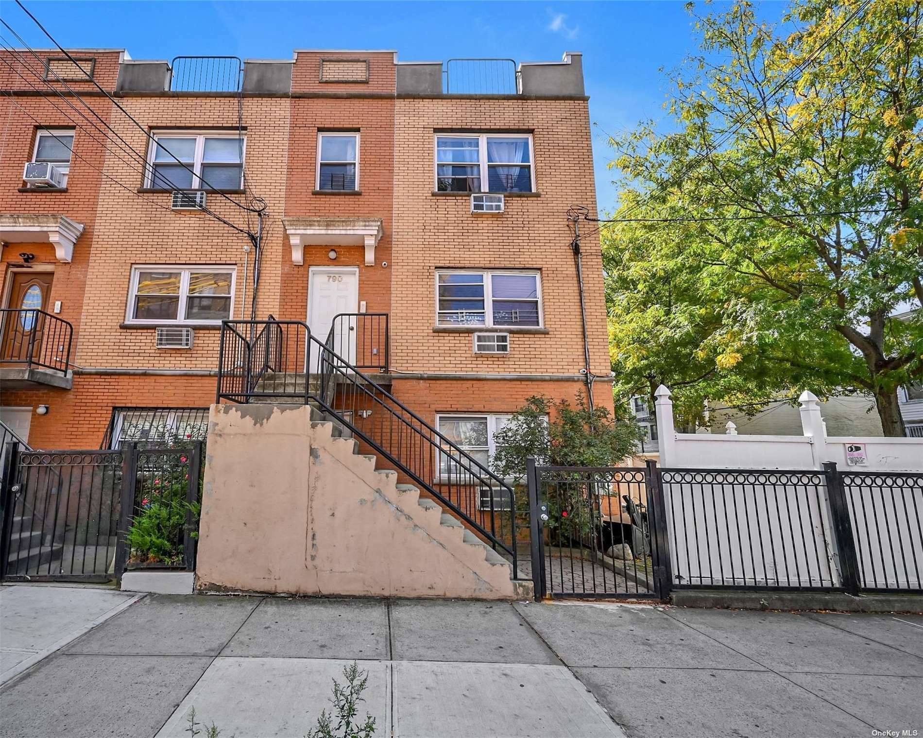 Property Photo:  790 Glenmore Avenue  NY 11208 