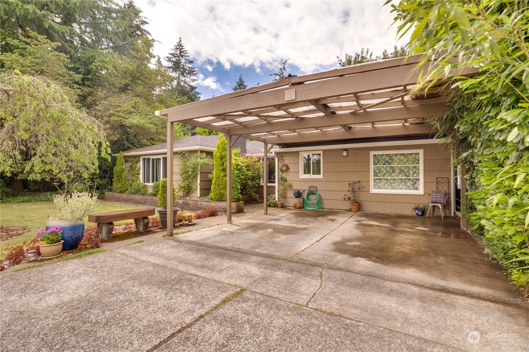 Property Photo:  1213 Boulevard Road SE  WA 98501 