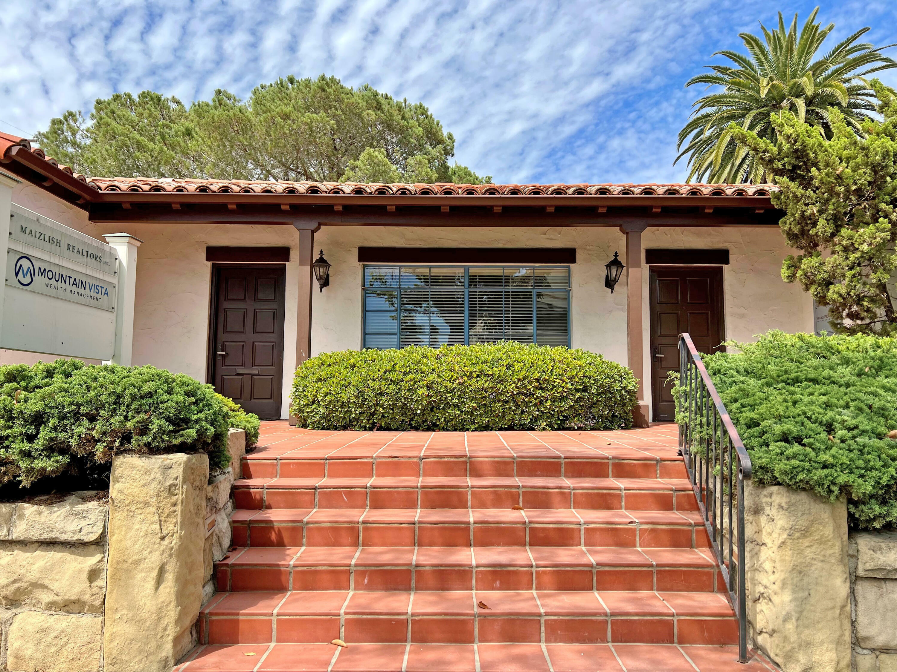 Property Photo:  1514 Anacapa Street  CA 93101 