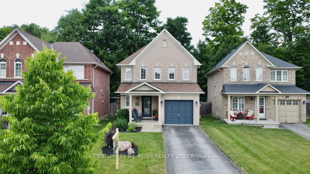 52 Versailles Cres  Barrie ON L4M 0B8 photo