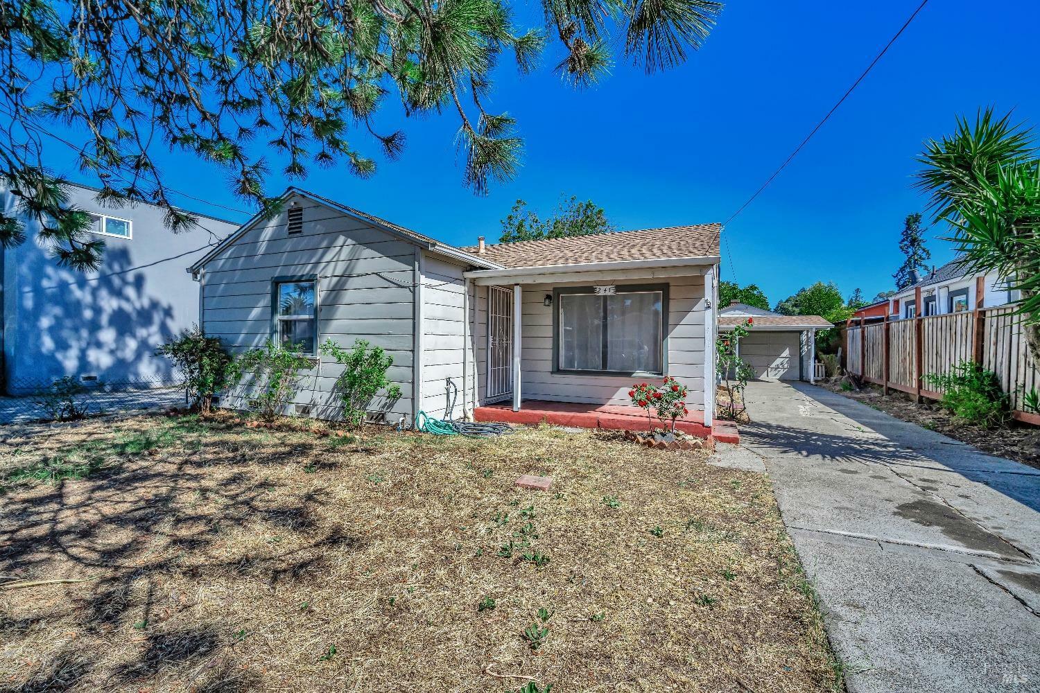 Property Photo:  241 Barham Avenue  CA 95407 